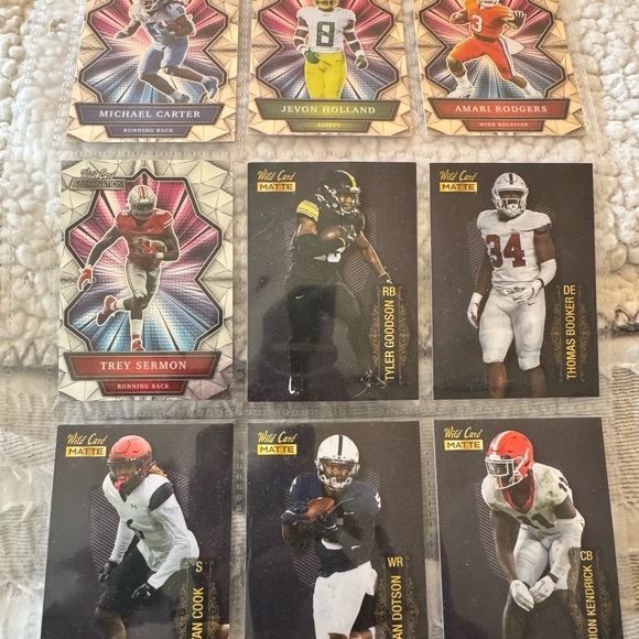 Football Card Collection - Picture 5 of 12